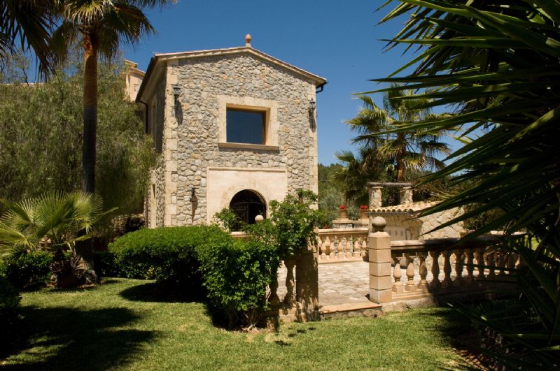Villas for Rent in Crestatx - Son Toni, SA POBLA, MAJORCA, Spain