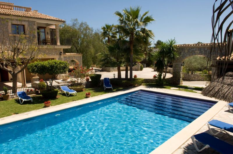 Villas for Rent in Crestatx - Son Toni, SA POBLA, MAJORCA, Spain