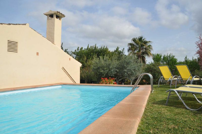 Country houses for Rent in BUGER, MAJORCA, Spain