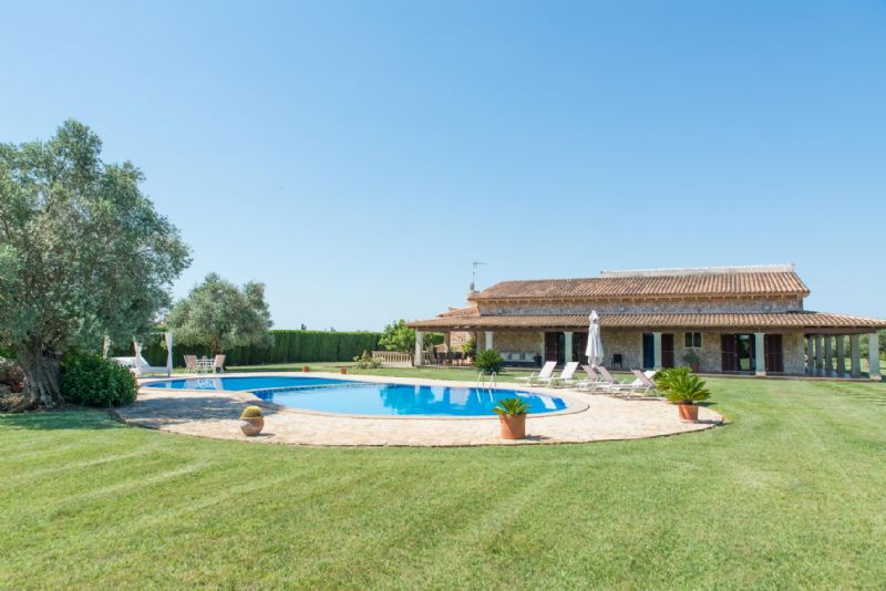 Country houses for Rent in SA POBLA, MAJORCA, Spain
