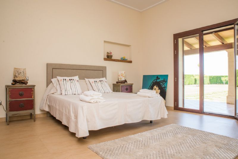 Country houses for Rent in SA POBLA, MAJORCA, Spain