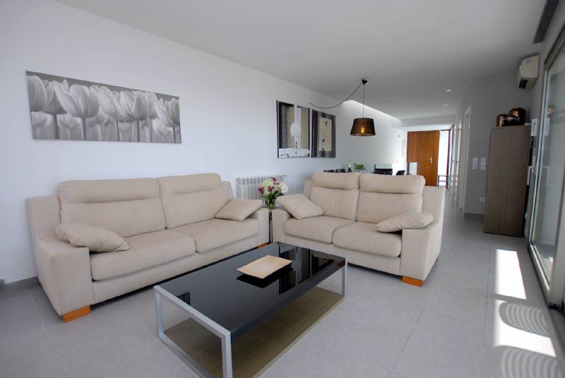 Villas for Rent in Cala Mandia, MANACOR, MAJORCA, Spain