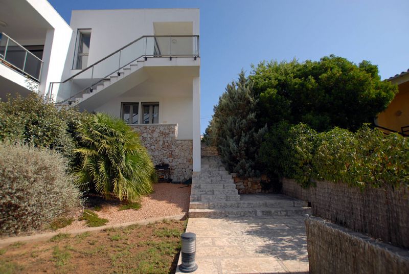 Villas for Rent in Cala Mandia, MANACOR, MAJORCA, Spain