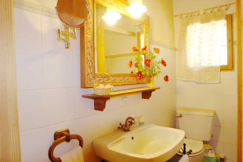 Country houses for Rent in BUGER, MAJORCA, Spain