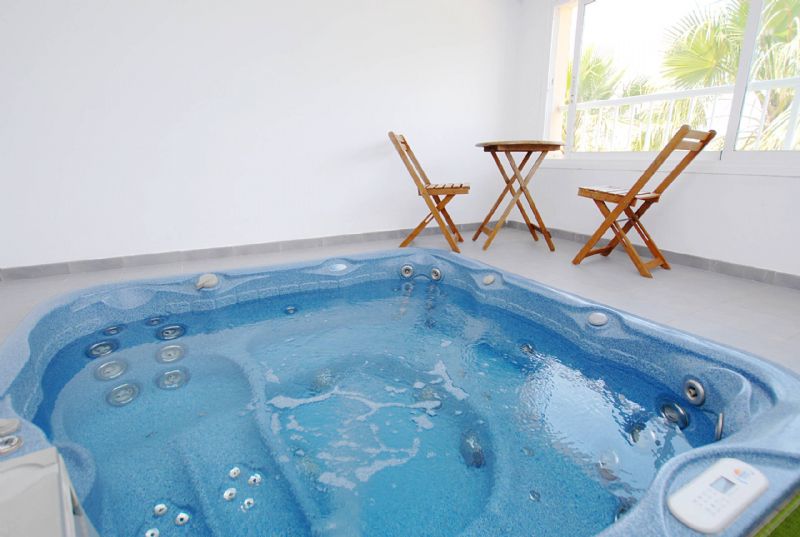 Villas for Rent in POLLENSA, MAJORCA, Spain