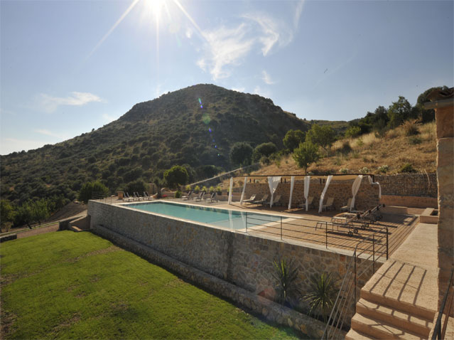 Country houses for Rent in SANT LLORENS, MAJORCA, Spain