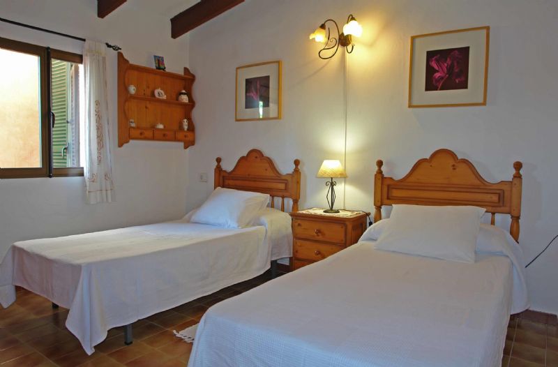 Country houses for Rent in INCA, MAJORCA, Spain