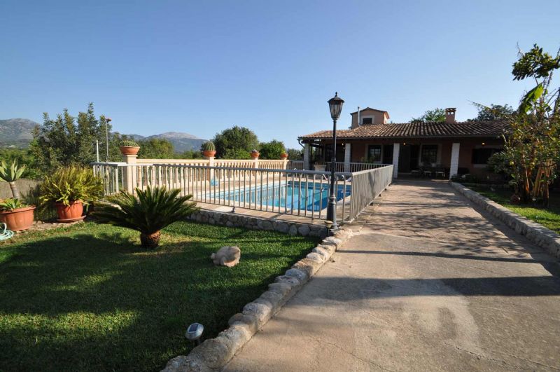 Country houses for Rent in INCA, MAJORCA, Spain