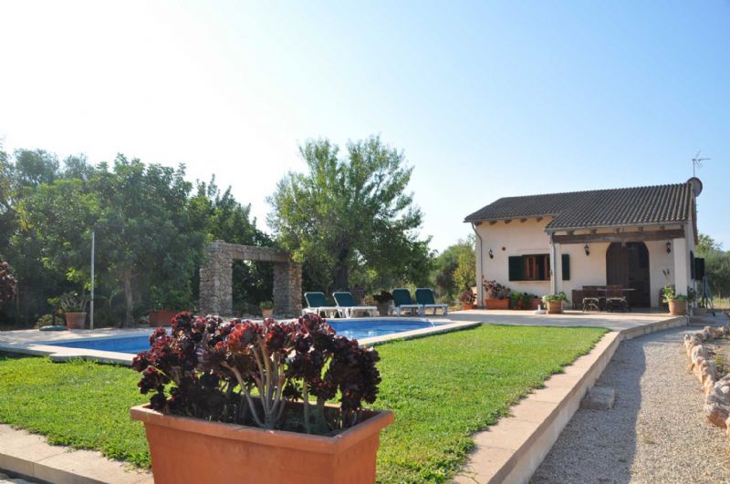 Country houses for Rent in CAMPANET, MAJORCA, Spain