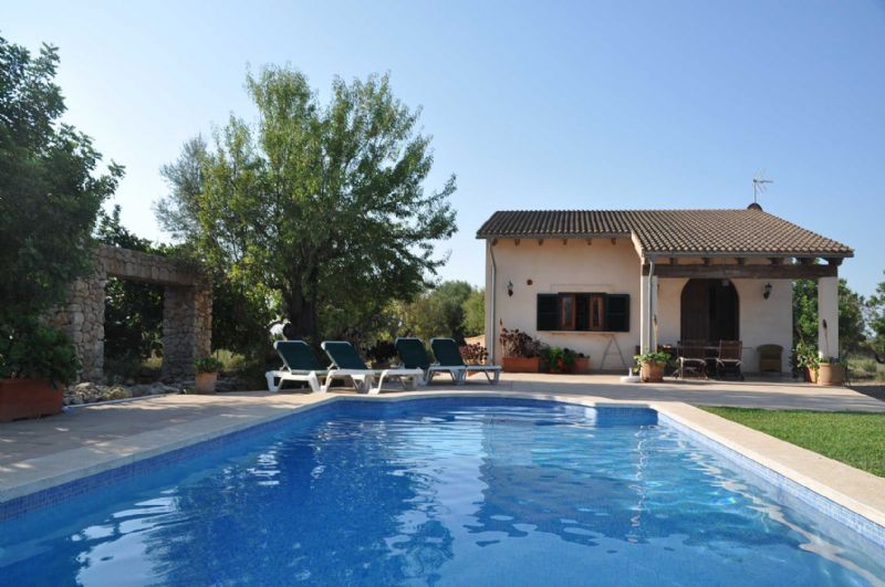 Country houses for Rent in CAMPANET, MAJORCA, Spain