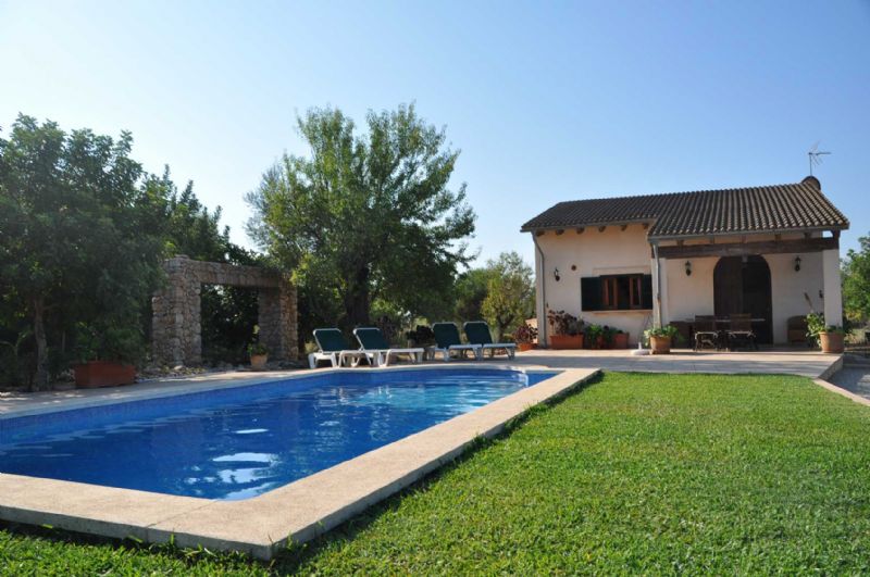 Country houses for Rent in CAMPANET, MAJORCA, Spain