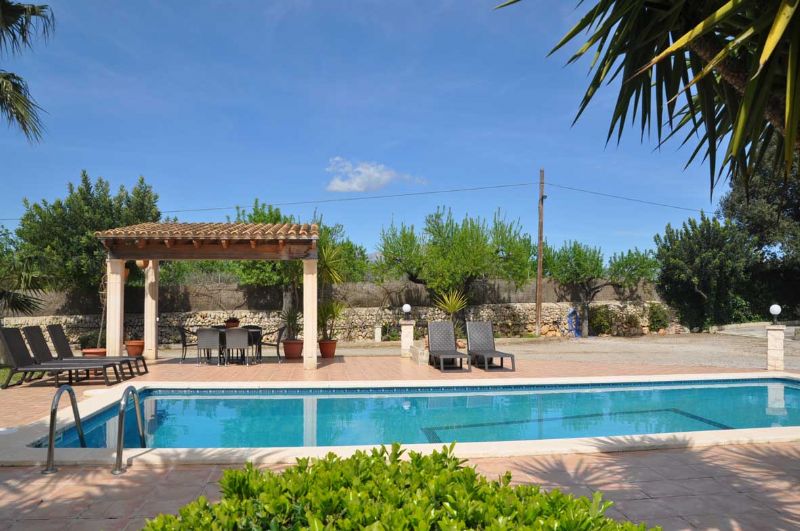 Country houses for Rent in INCA, MAJORCA, Spain