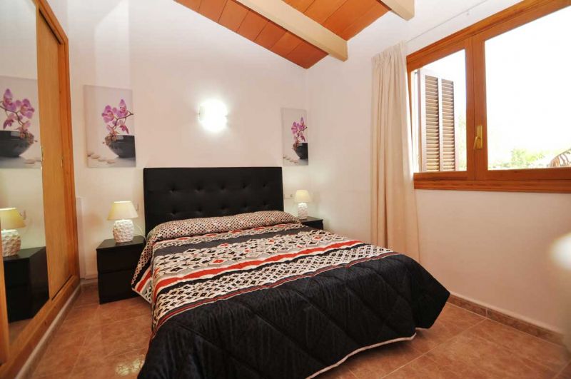 Country houses for Rent in INCA, MAJORCA, Spain