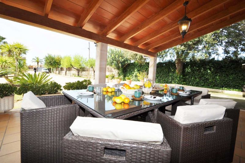 Country houses for Rent in INCA, MAJORCA, Spain