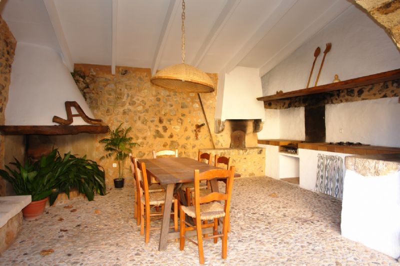 Country houses for Rent in BUGER, MAJORCA, Spain