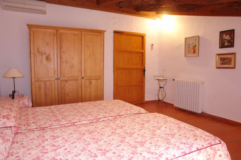 Country houses for Rent in BUGER, MAJORCA, Spain