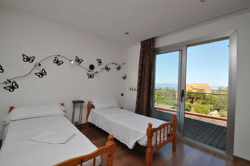 Villas for Rent in Sa Torre, LLUCMAJOR, MAJORCA, Spain