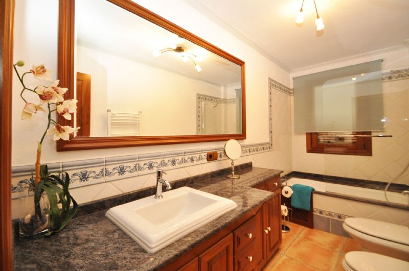 Country houses for Rent in ALCUDIA, MAJORCA, Spain