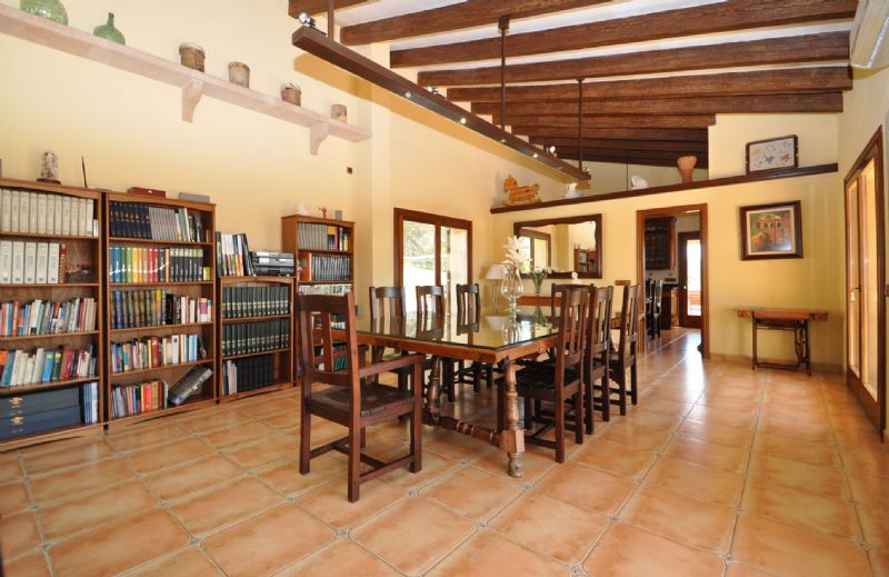 Country houses for Rent in ALCUDIA, MAJORCA, Spain