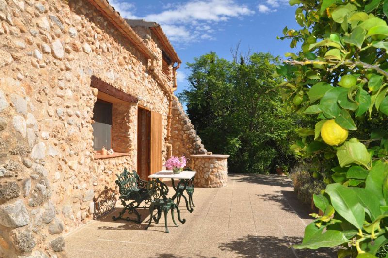 Country houses for Rent in BUGER, MAJORCA, Spain