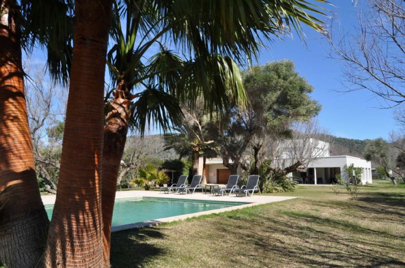 Villas for Rent in Costa de los Pinos, SON SERVERA, MAJORCA, Spain