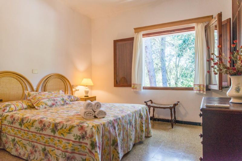 Country houses for Rent in ALCUDIA, MAJORCA, Spain