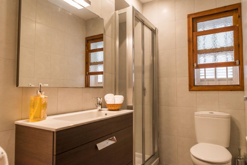 Country houses for Rent in ALCUDIA, MAJORCA, Spain