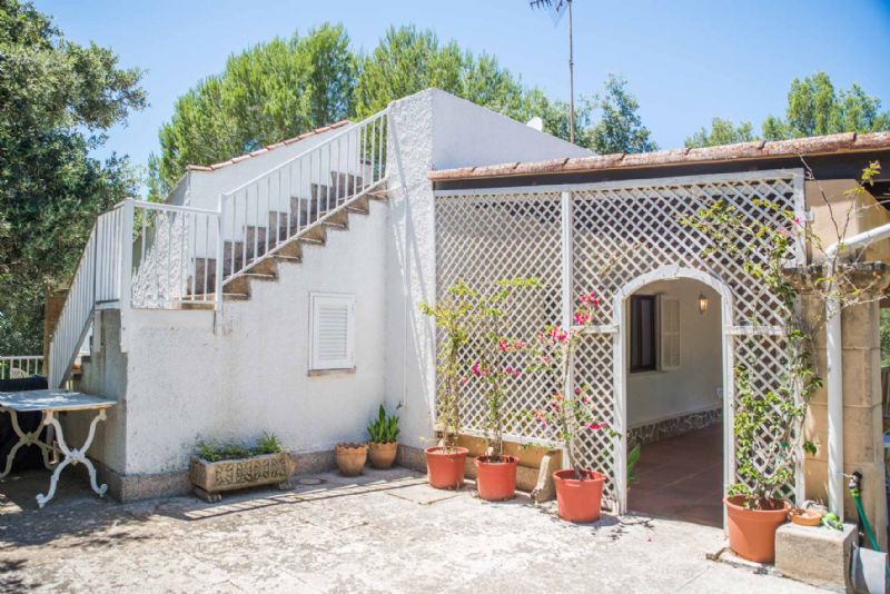 Country houses for Rent in ALCUDIA, MAJORCA, Spain