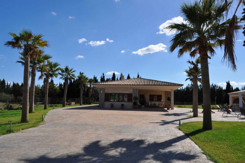 Country houses for Rent in SA POBLA, MAJORCA, Spain