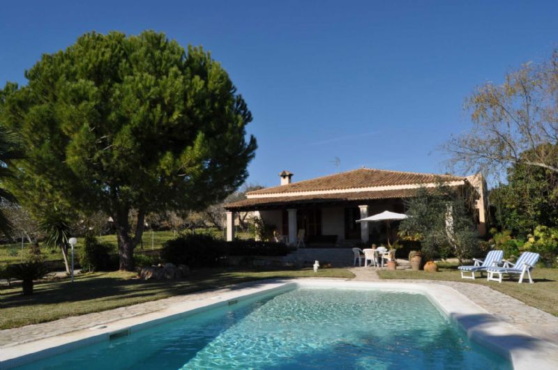 Country houses for Rent in BUGER, MAJORCA, Spain