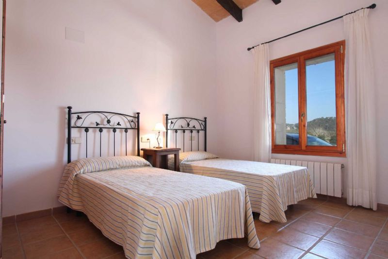 Country houses for Rent in SINEU, MAJORCA, Spain