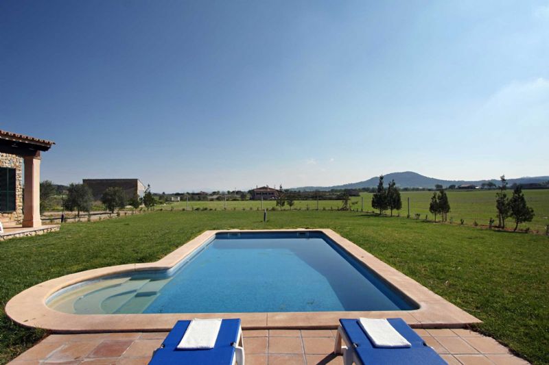 Country houses for Rent in SINEU, MAJORCA, Spain