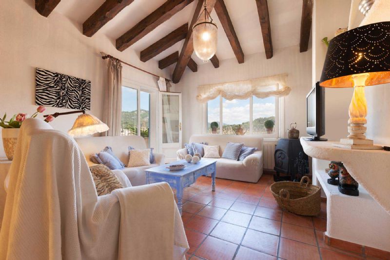 Villas for Rent in MANCOR DE LA VALL, MAJORCA, Spain