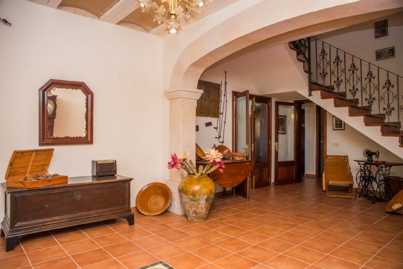 Country houses for Rent in MOSCARI, MAJORCA, Spain