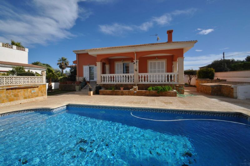 Villas for Rent in Badia Gran, LLUCMAJOR, MAJORCA, Spain