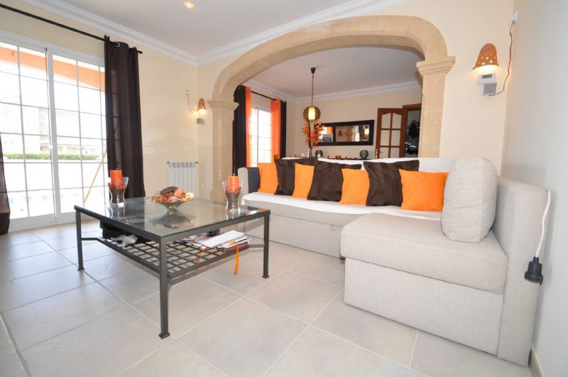 Villas for Rent in Badia Gran, LLUCMAJOR, MAJORCA, Spain