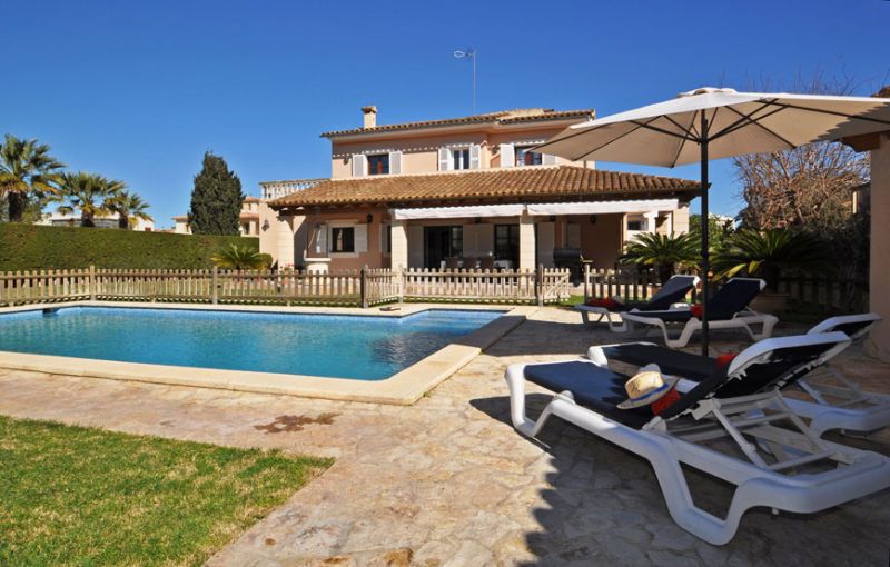 Villas for Rent in Sa Coma, SANT LLORENS, MAJORCA, Spain