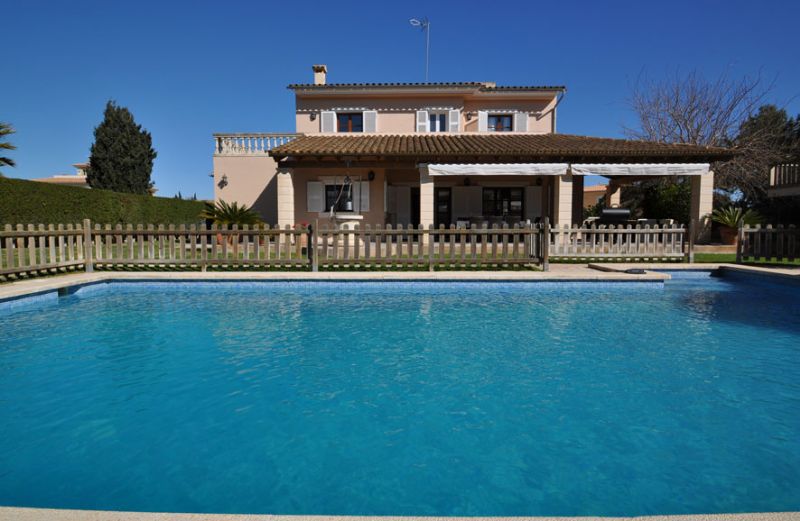 Villas for Rent in Sa Coma, SANT LLORENS, MAJORCA, Spain