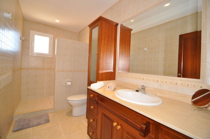 Villas for Rent in Sa Coma, SANT LLORENS, MAJORCA, Spain