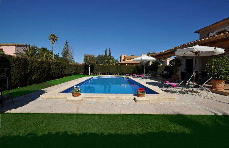Villas for Rent in Sa Coma, SANT LLORENS, MAJORCA, Spain