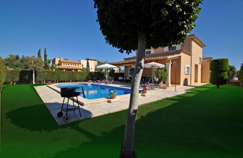 Villas for Rent in Sa Coma, SANT LLORENS, MAJORCA, Spain