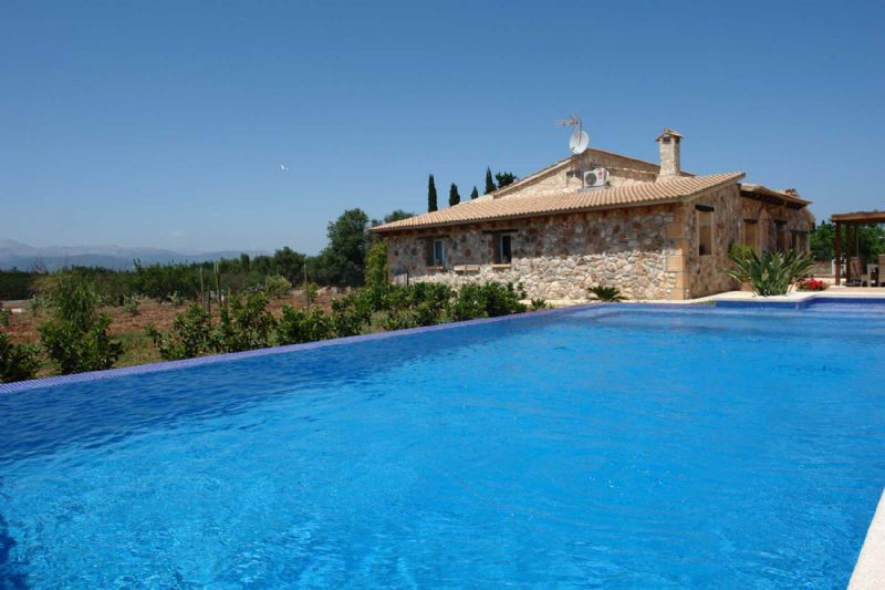 Country houses for Rent in MURO, MAJORCA, Spain