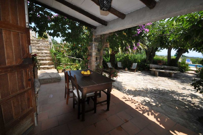 Country houses for Rent in SON SERVERA, MAJORCA, Spain