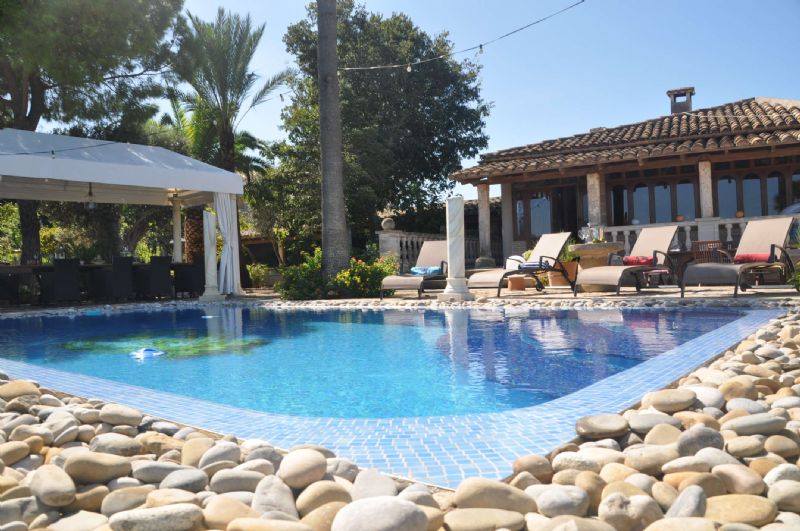 Townhouses for Rent in MURO, MAJORCA, Spain