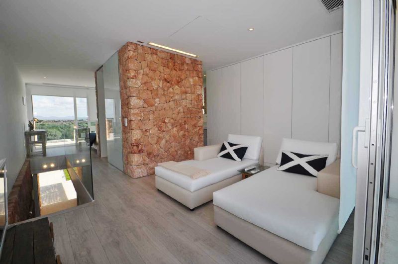 Villas for Rent in Sa R�pita, CAMPOS, MAJORCA, Spain