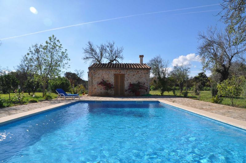 Country houses for Rent in BUGER, MAJORCA, Spain