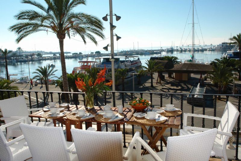 Apartments/Flats for Rent in PUERTO DE ALCUDIA, ALCUDIA, MAJORCA, Spain