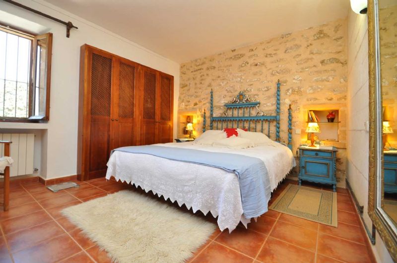 Country houses for Rent in ALCUDIA, MAJORCA, Spain