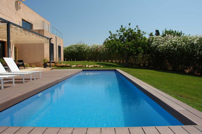 Country houses for Rent in Costa de los Pinos, SON SERVERA, MAJORCA, Spain