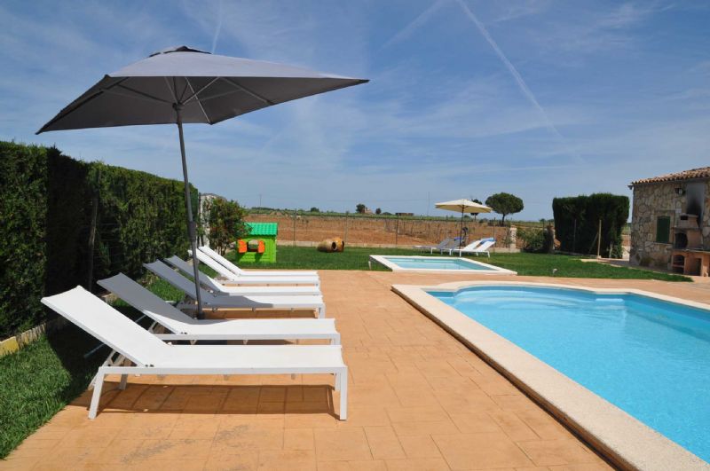 Country houses for Rent in SENCELLES, MAJORCA, Spain